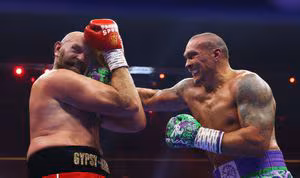 Usyk does it again as he beats Fury by decision to retain world titles
