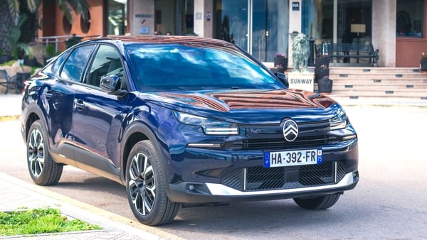 Citroën launch new look C4 with ë-C4 &amp; C4X hybrid/electric variants