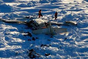 Crews rush to recover crashed plane on Alaska ice before snow, wind