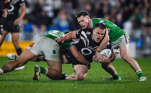 Raiders halt Warriors' streak with gritty win in spiteful match