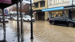 'Large number' of flooding callouts in central Nelson amid heavy rain