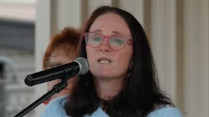 QLD community hold vigil to honour dead teen Pheobe Bishop